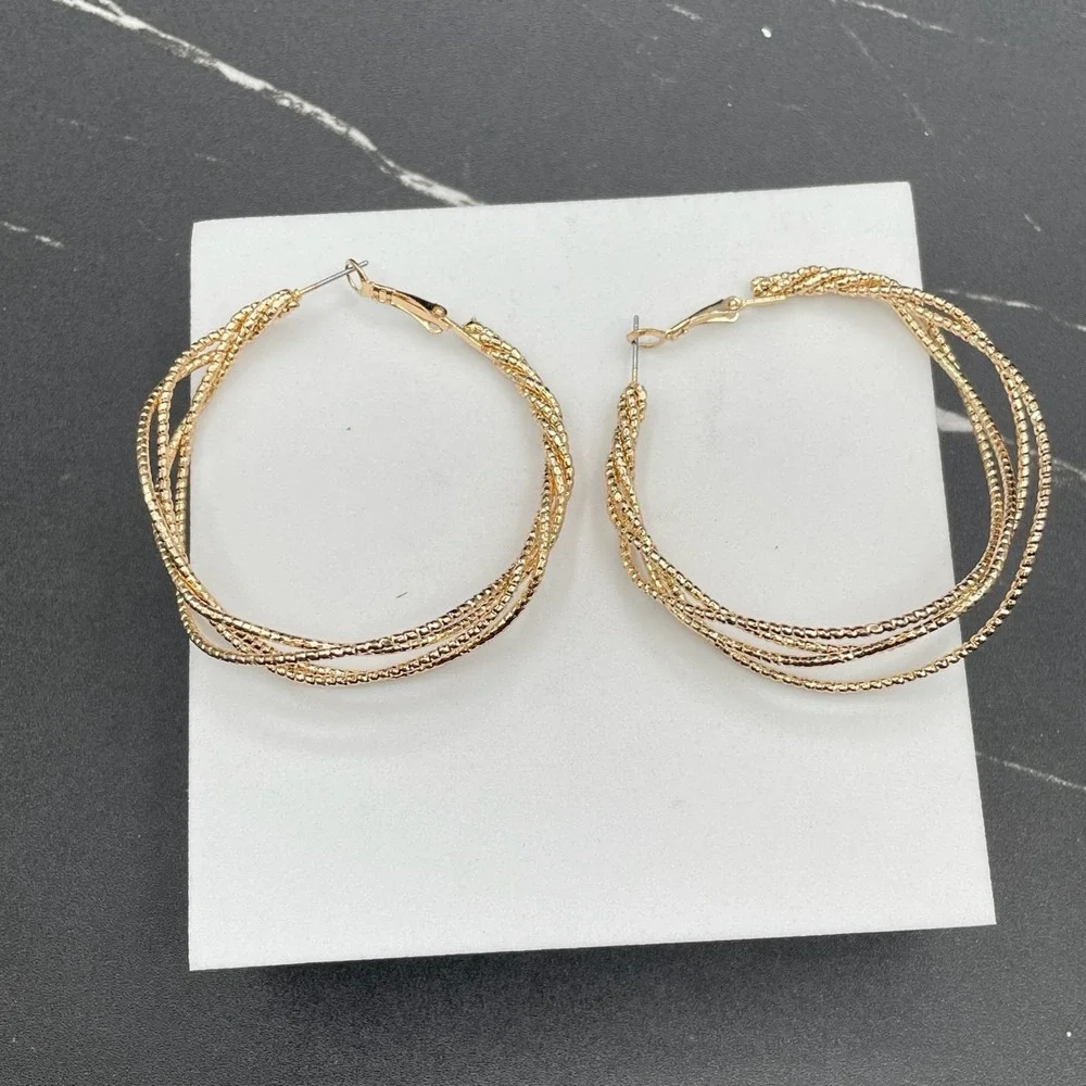 Contemporary Gold-Tone Textured Coral‎ Snake Wire Basket Weave Hoop Earrings